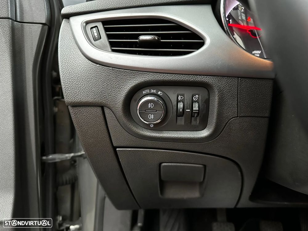 Opel Astra Sports Tourer 1.6 CDTI Business Edition S/S - 14