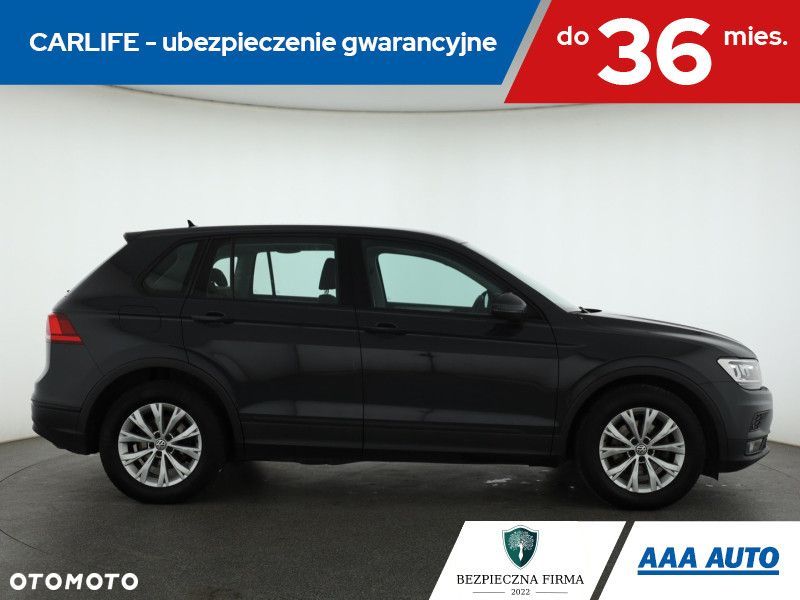 Volkswagen Tiguan - 8