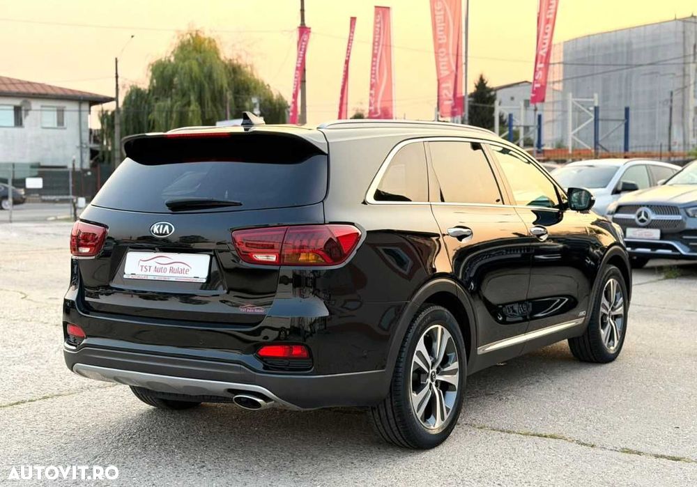 Kia Sorento - 9