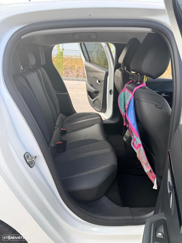 Peugeot 208 1.2 PureTech Allure Pack - 13
