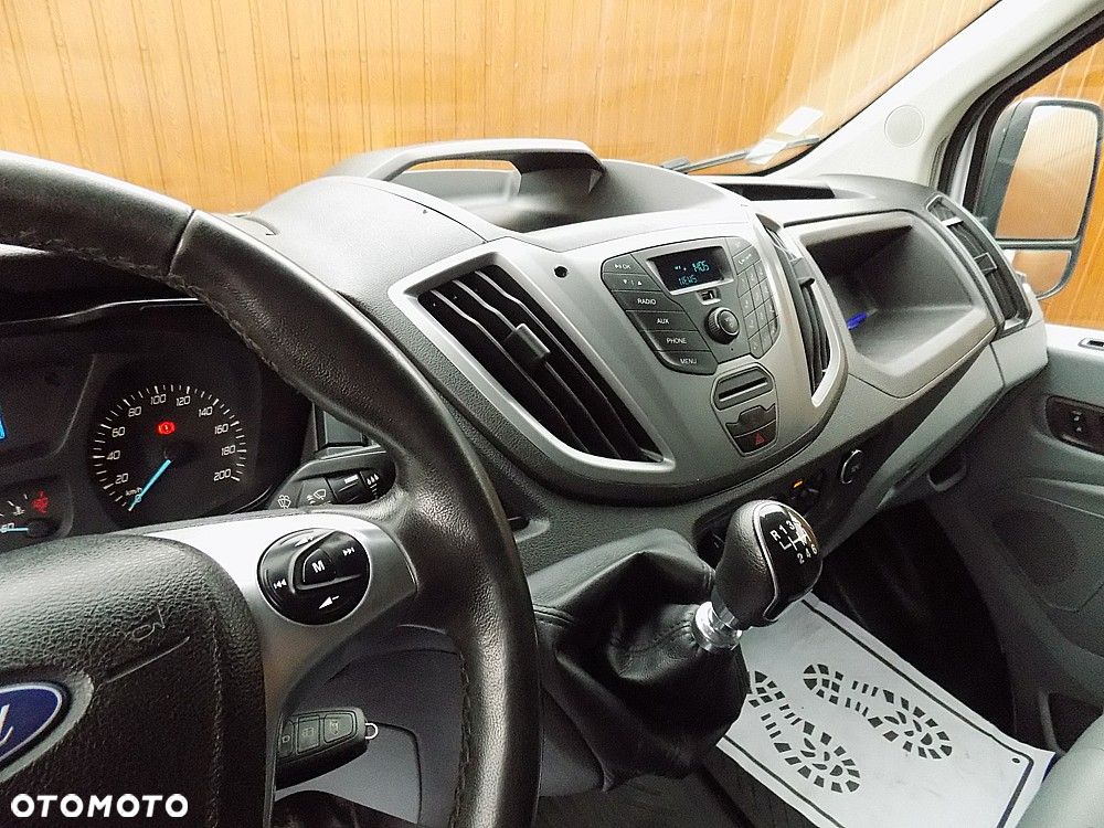 Ford Transit - 11