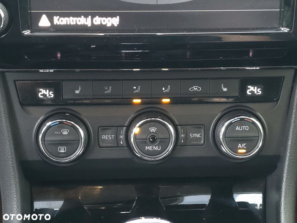 Skoda Superb 2.0 TDI Style DSG - 19