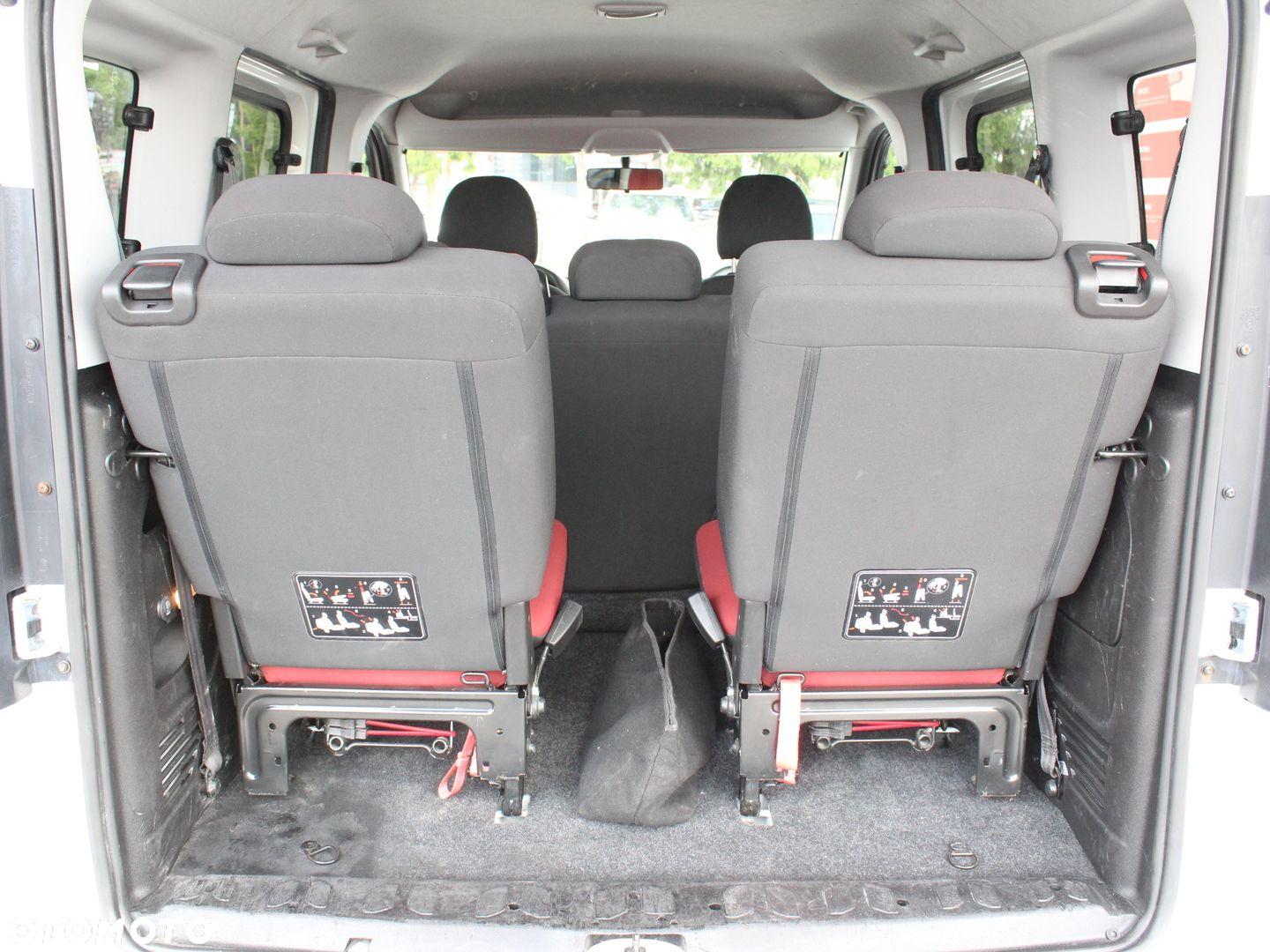 Fiat Doblo 1.4 16V Dynamic - 10