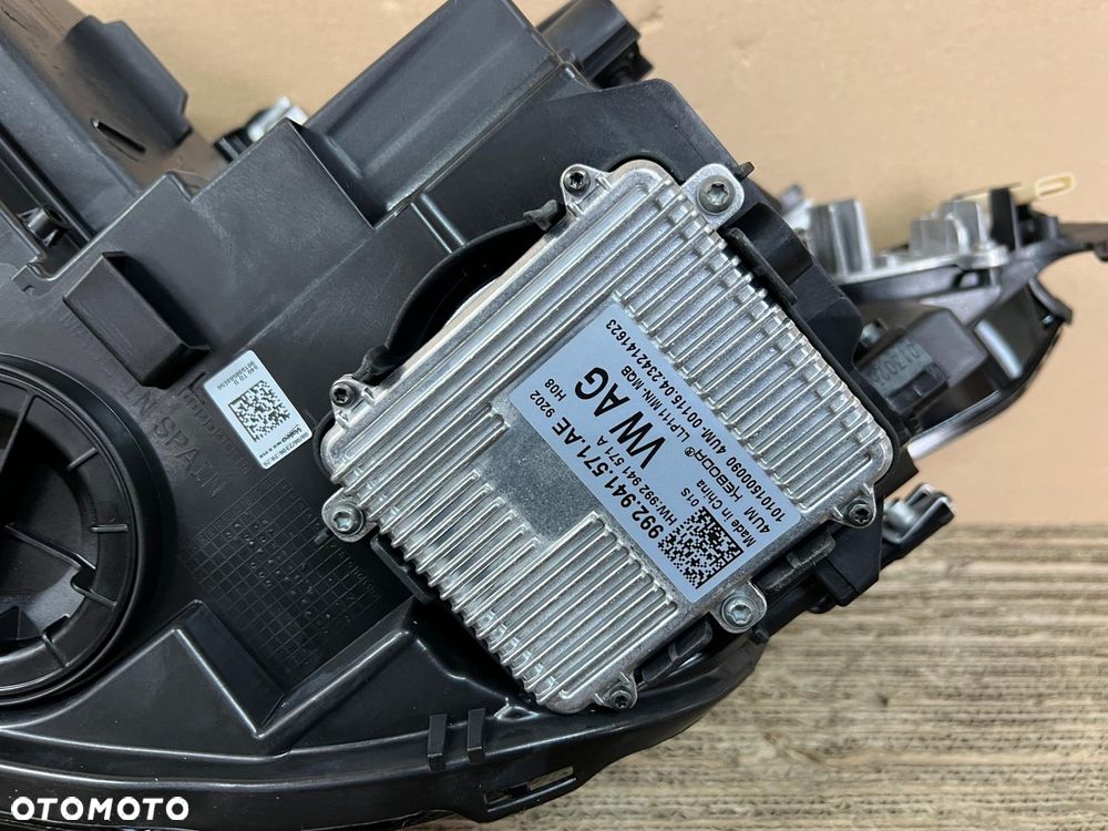 VW GOLF VIII 8 IQ-LIGHT 5H1941036F Lampa przednia prawa  full led - 2