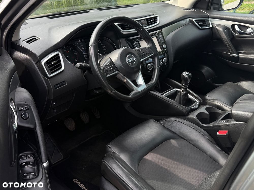 Nissan Qashqai 1.6 DCi Tekna - 27