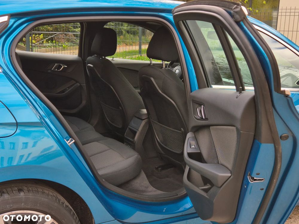 BMW Seria 1 118i Sport Line - 10