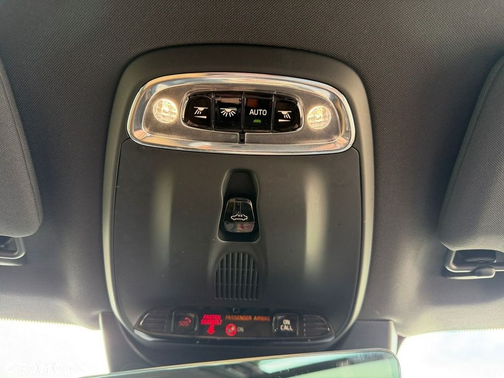 Volvo XC 90 - 26