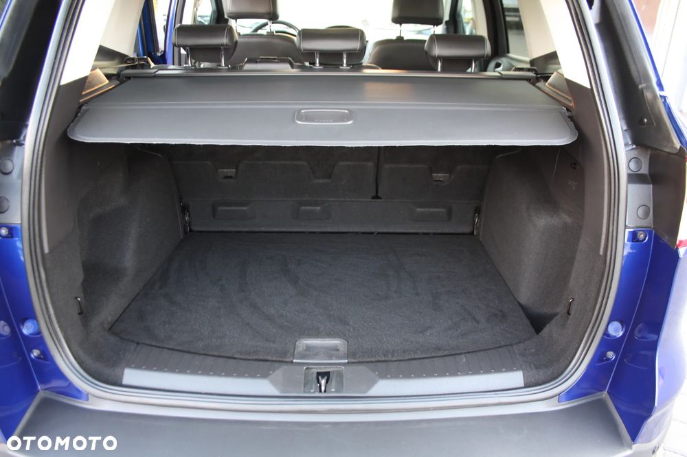 Ford Kuga 1.6 EcoBoost 2x4 Titanium - 31