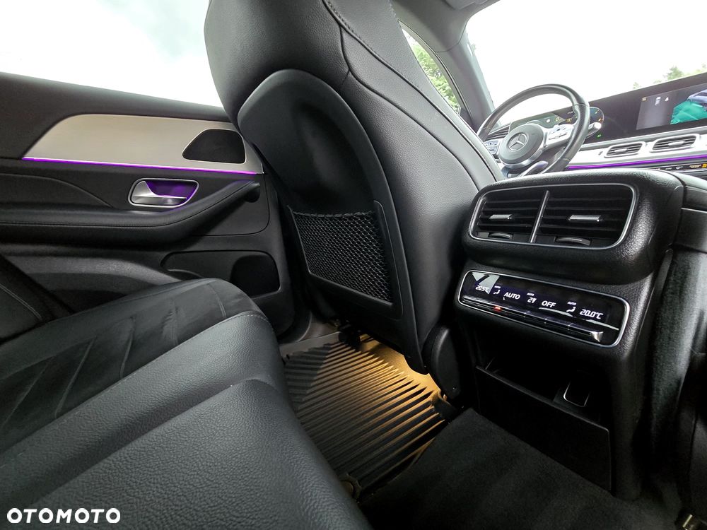 Mercedes-Benz GLE - 38