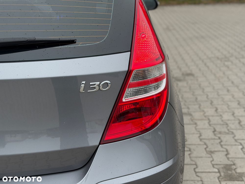 Hyundai i30 1.4 Comfort - 23