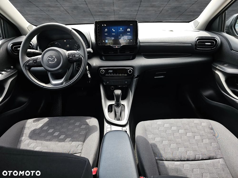 Mazda 2 - 18