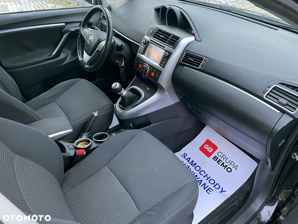 Toyota Verso 1.8 Premium 7os EU6 - 17