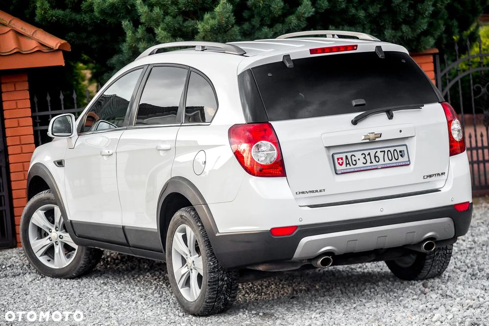 Chevrolet Captiva 2.4 AWD Automatik LT+ - 9