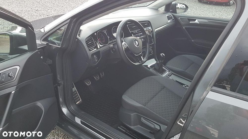 Volkswagen Golf 1.0 TSI Join - 26