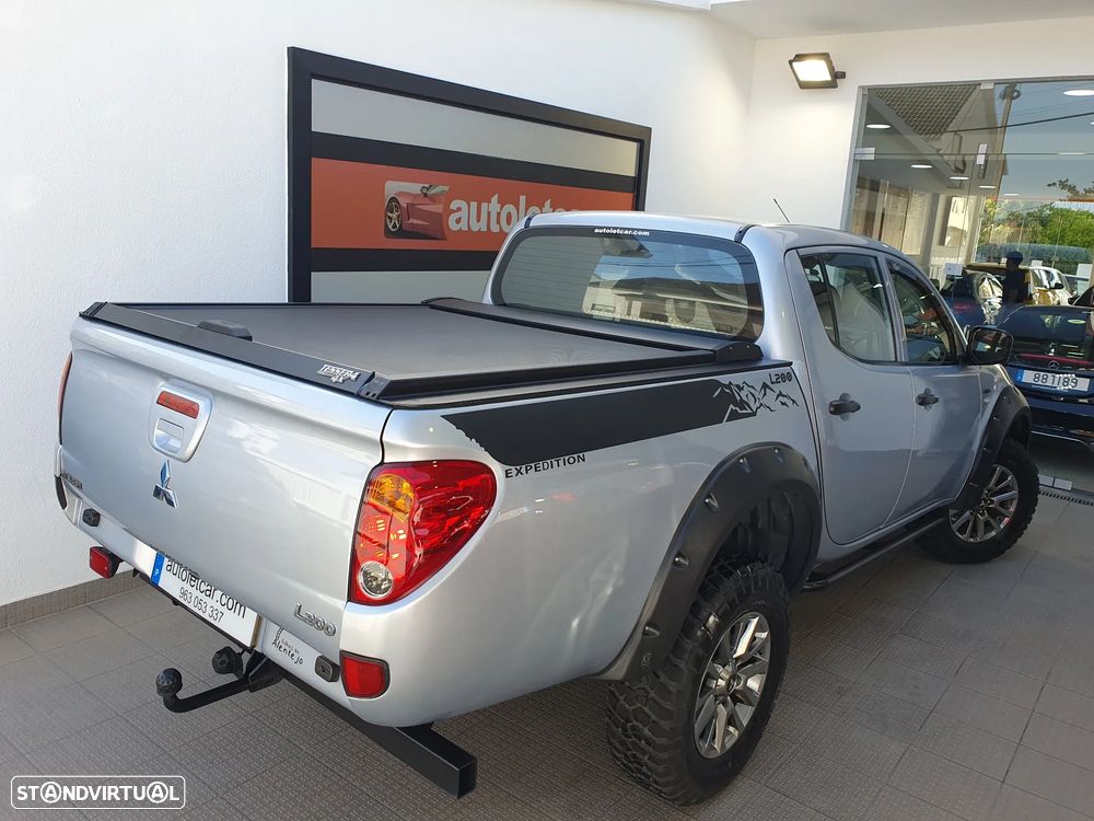 Mitsubishi L200 2.5 DI-D CD Invite AC CC 4WD - 32