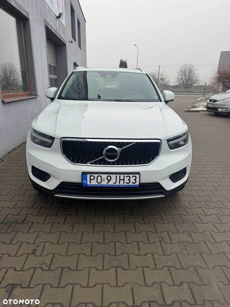 Volvo XC 40 - 4