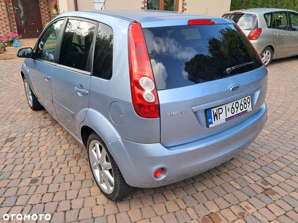 Ford Fiesta - 3