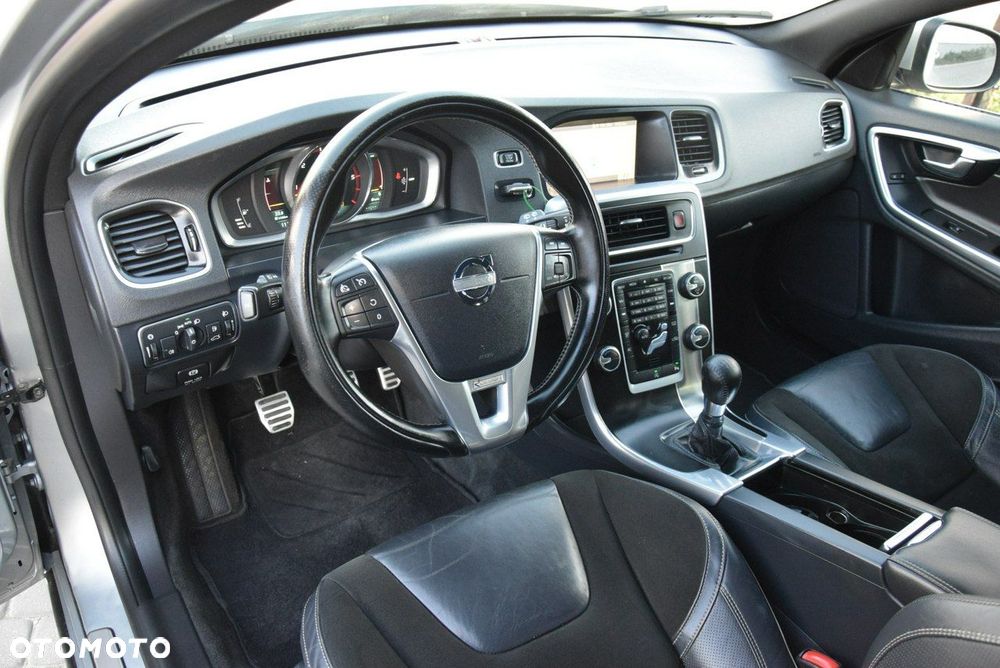 Volvo V60 - 29