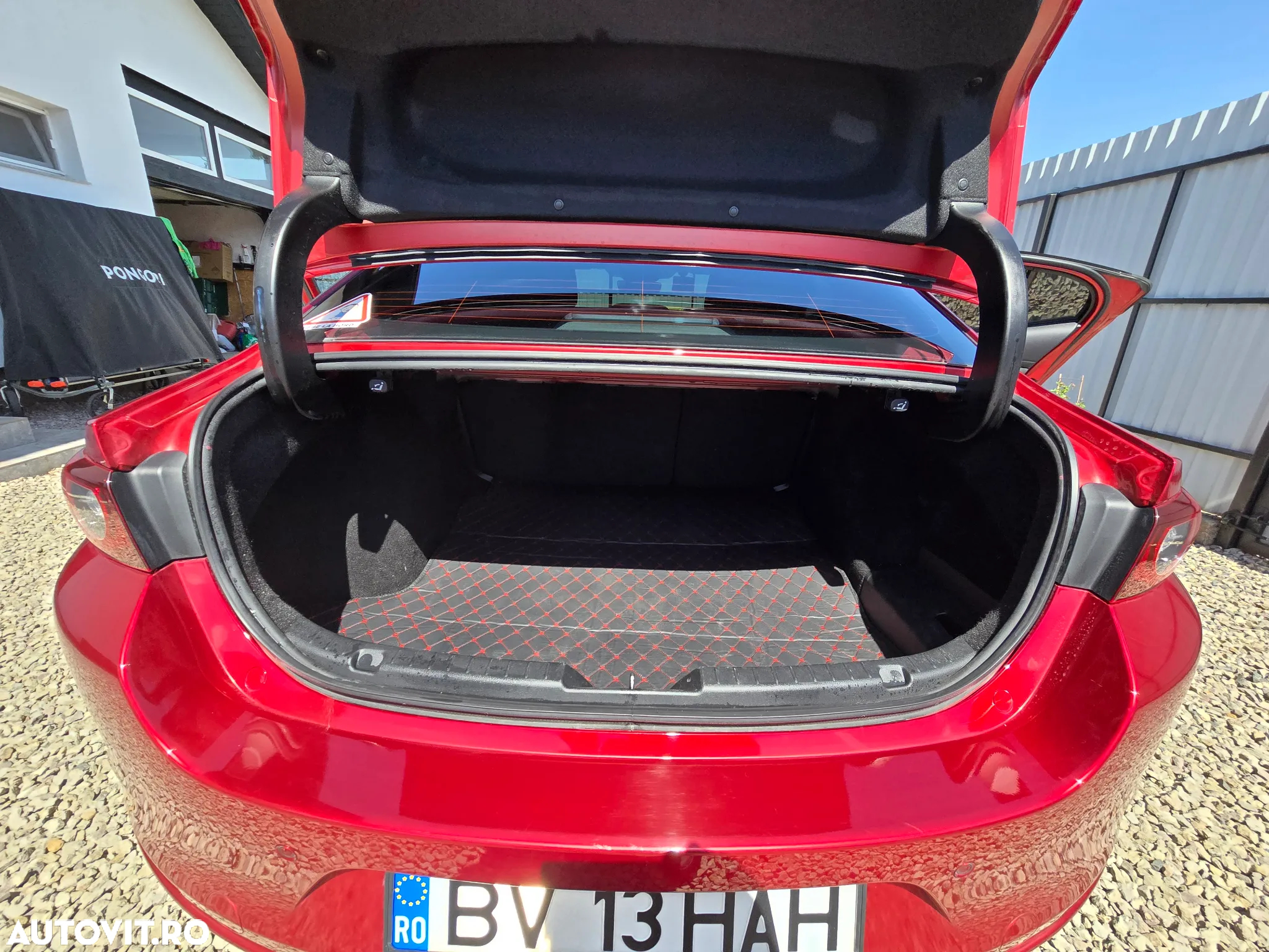 Mazda 3 e-Skyactiv G122 MHEV Exclusive-Line - 4