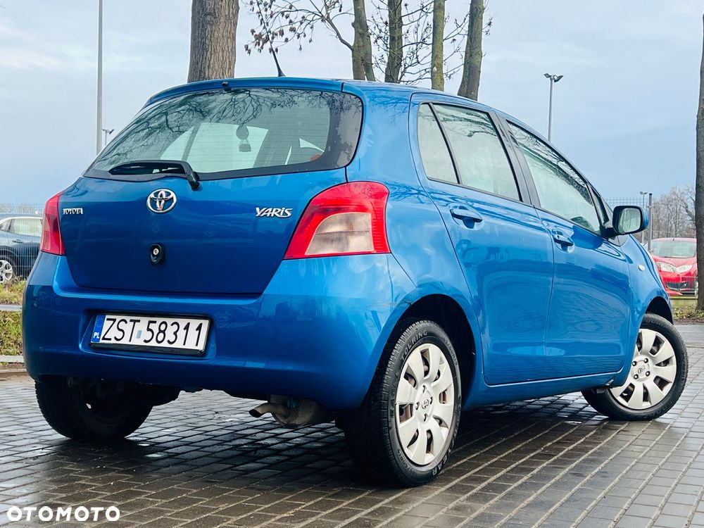 Toyota Yaris 1.0 VVT-i Sol - 5