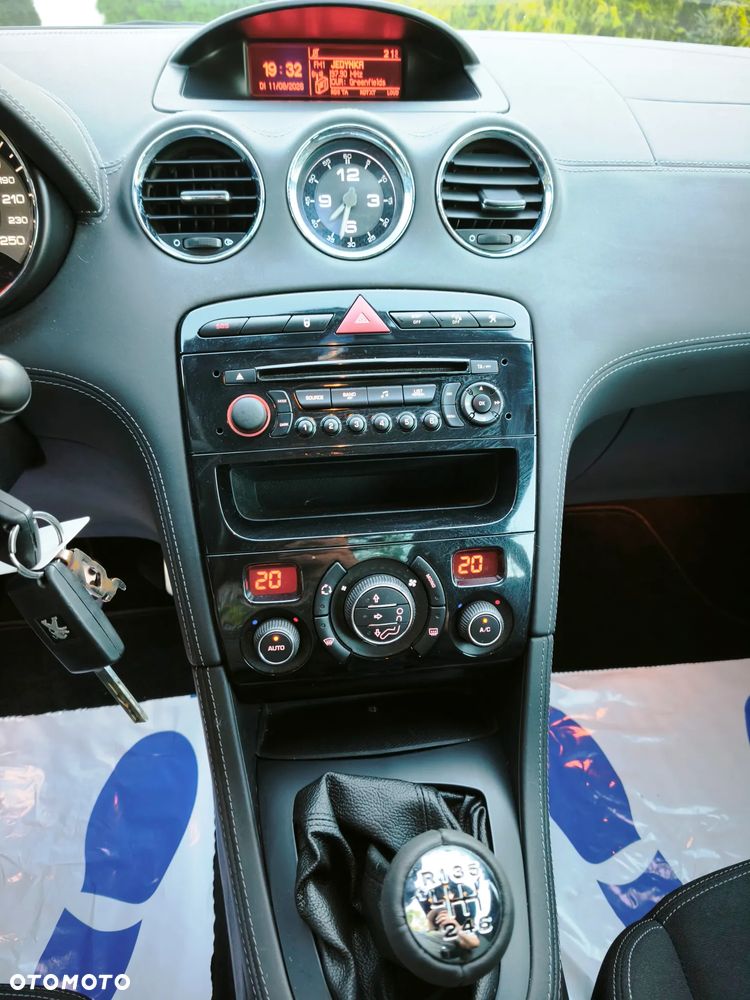 Peugeot RCZ 2.0 HDi - 22
