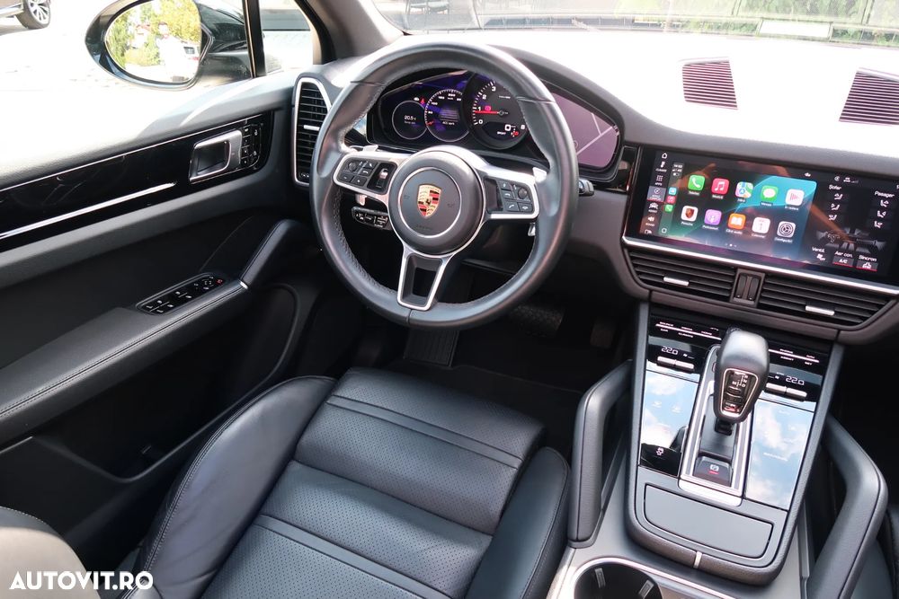 Porsche Cayenne - 19