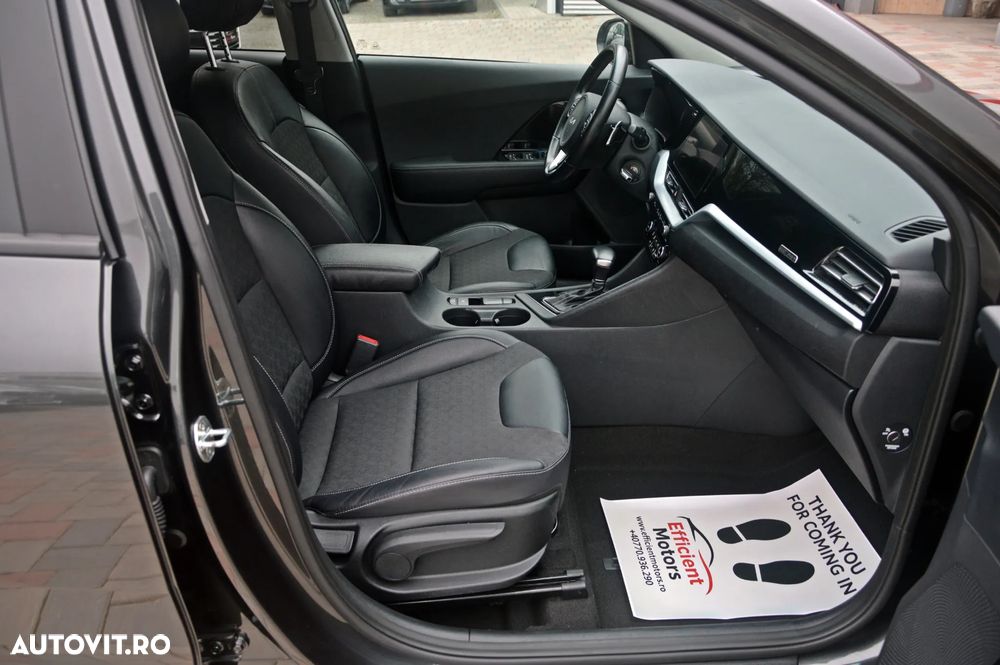 Kia Niro 1.6 GDI PHEV 2WD OPF Aut. Spirit - 28