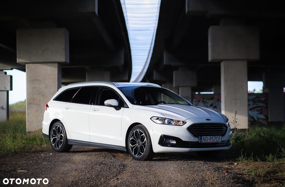Ford Mondeo - 4