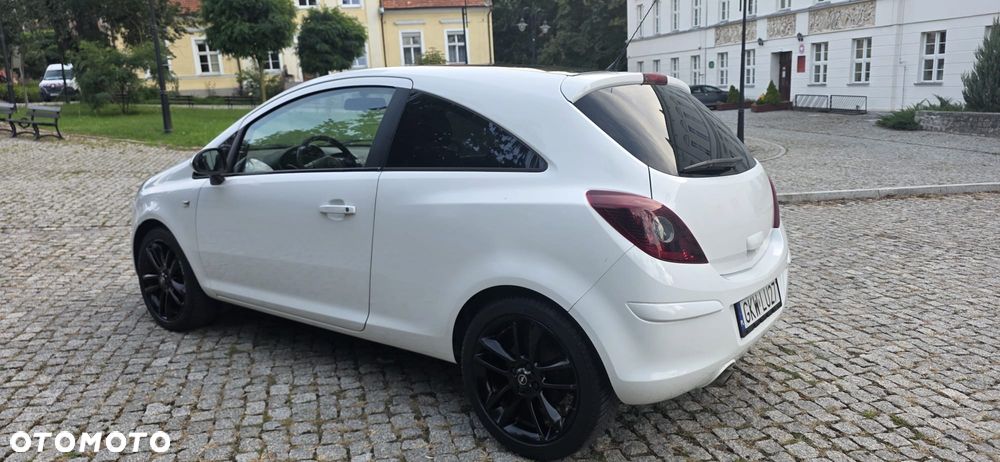 Opel Corsa 1.4 16V Color Edition - 3