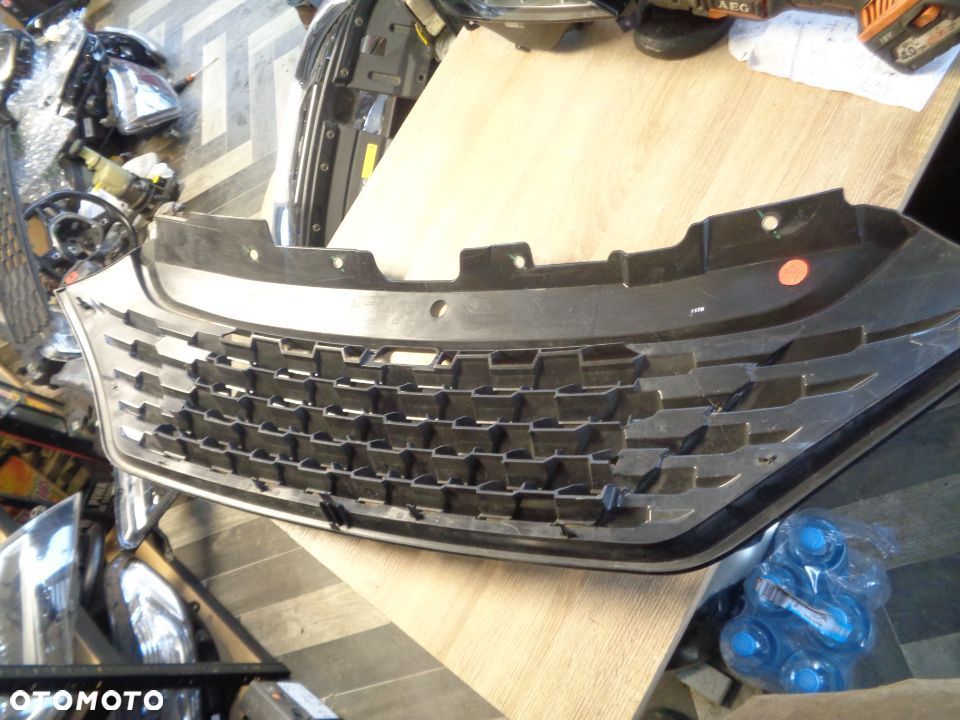 IVECO DAILY GRILL - 2