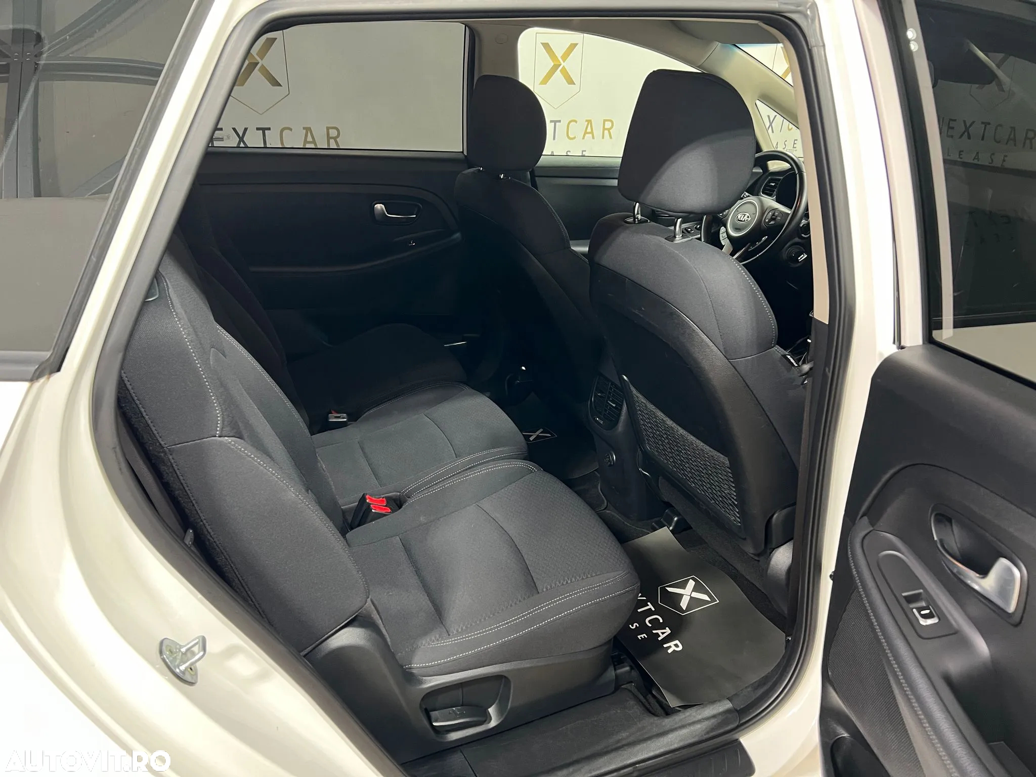 Kia Carens 1.7 DSL Family - 15