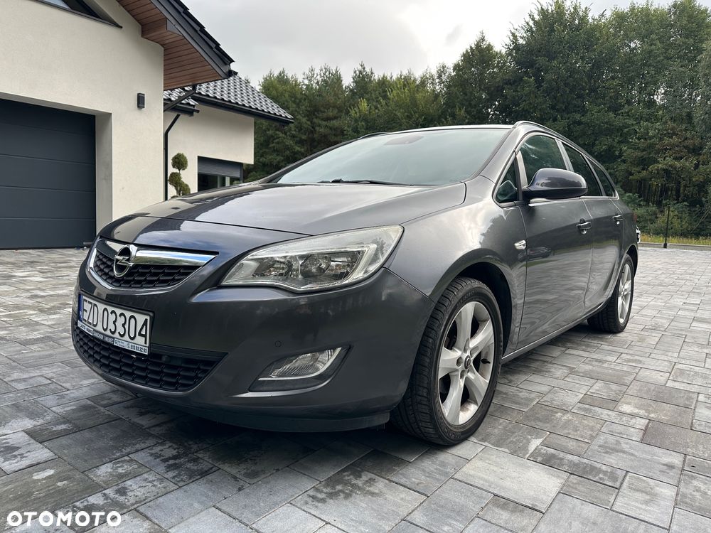 Opel Astra 1.4 Turbo Exklusiv - 26