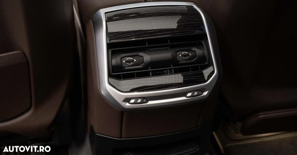BMW Seria 7 - 26