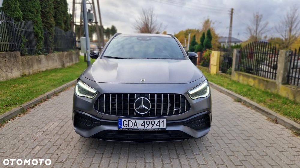 Mercedes-Benz GLA - 3