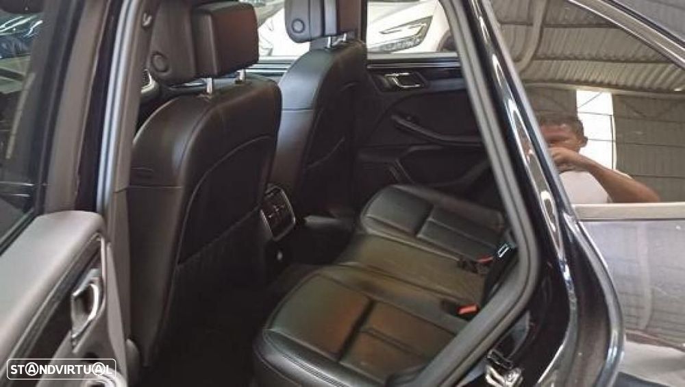 Porsche Macan - 3