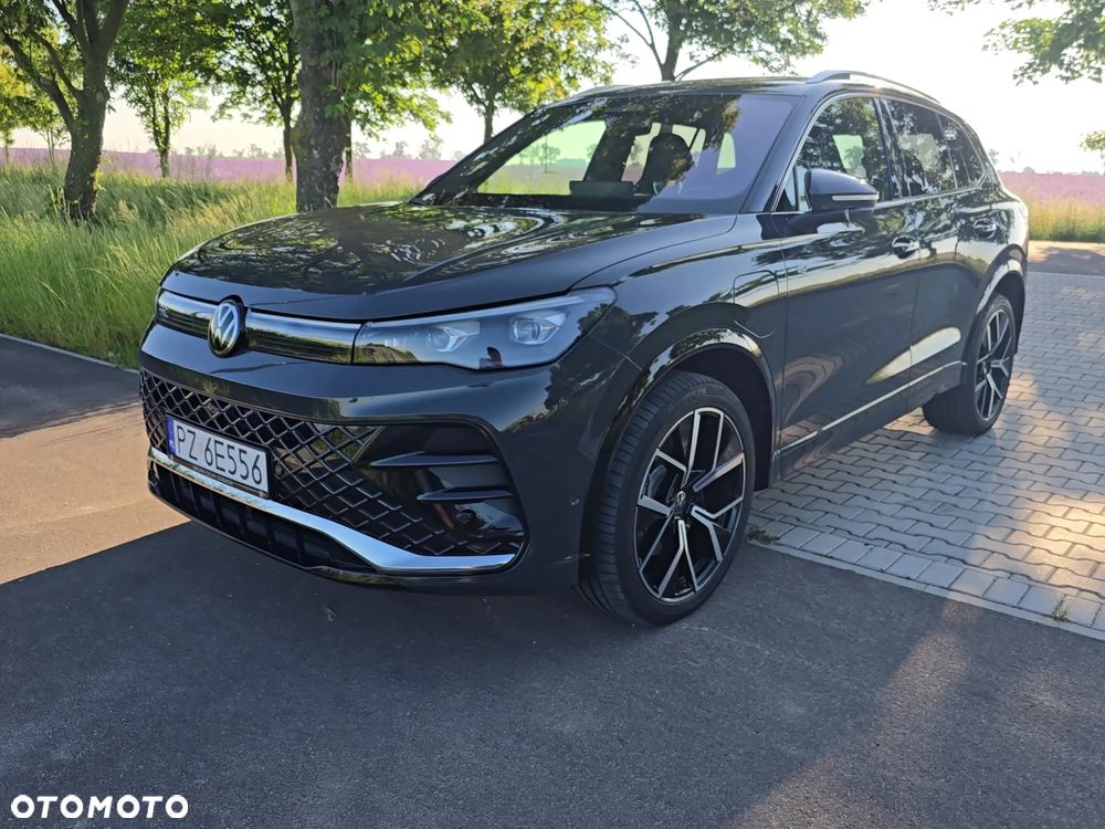 Volkswagen Tiguan - 1