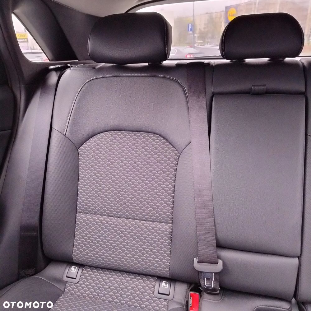 Kia Ceed 1.5 T-GDI Business Line - 14