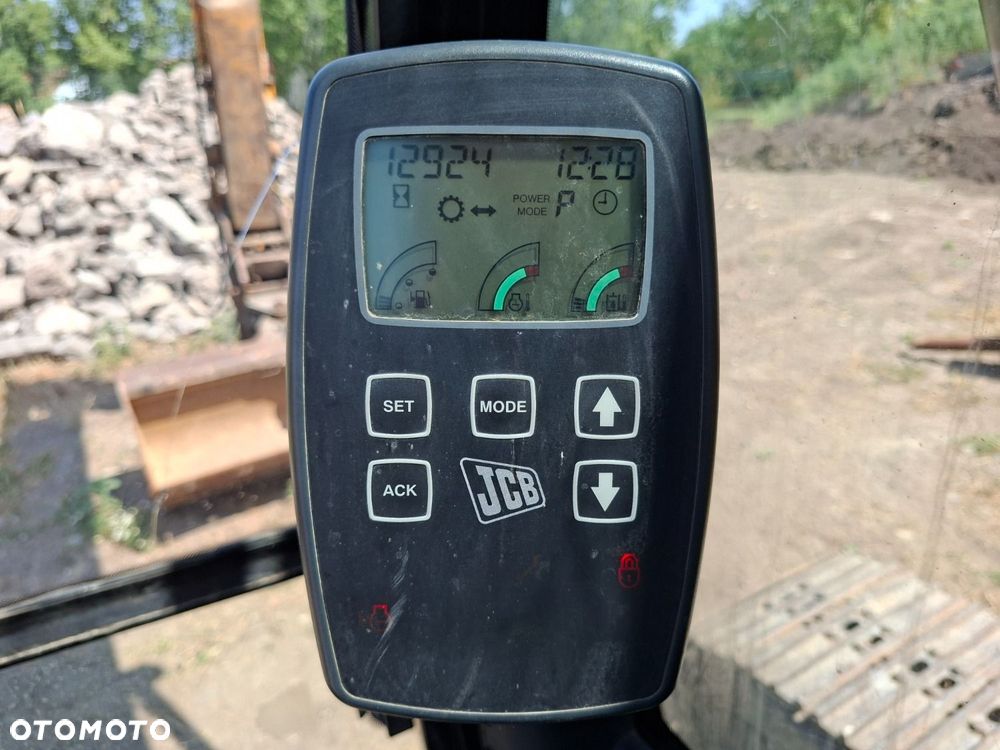 JCB Js 210 Lc - 10