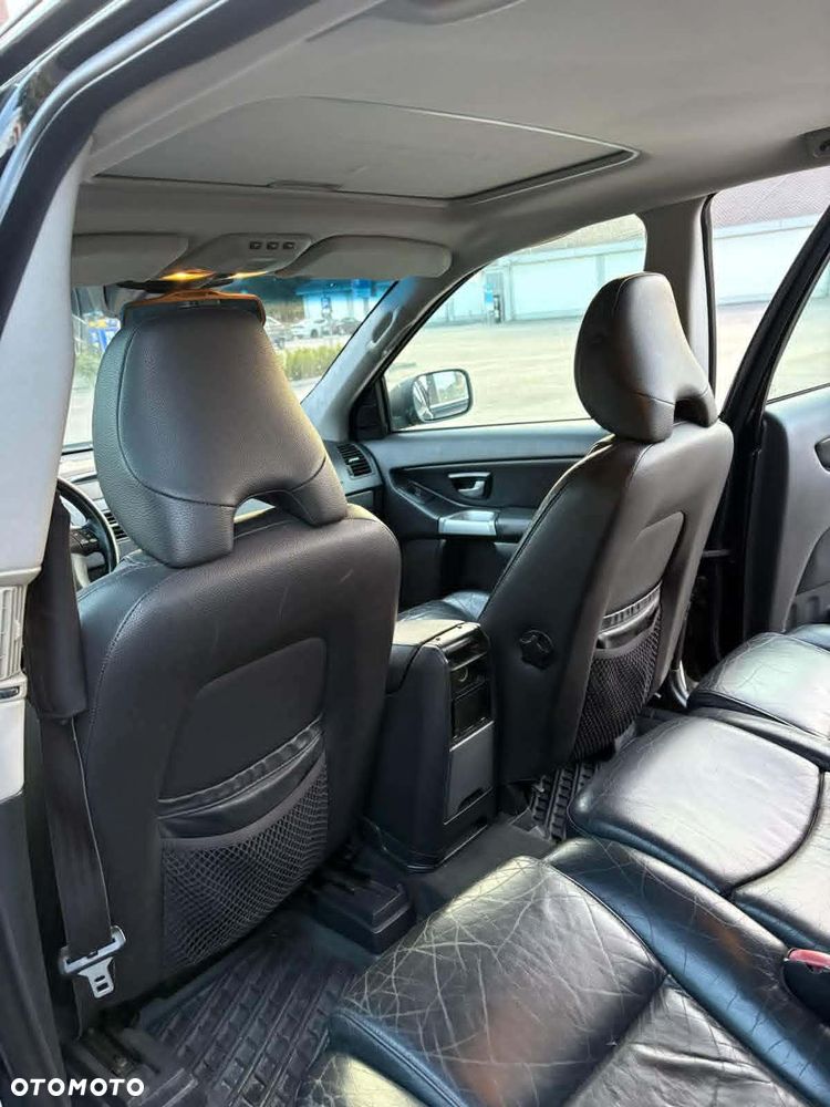 Volvo XC 90 D5 Automatik Comfort - 4