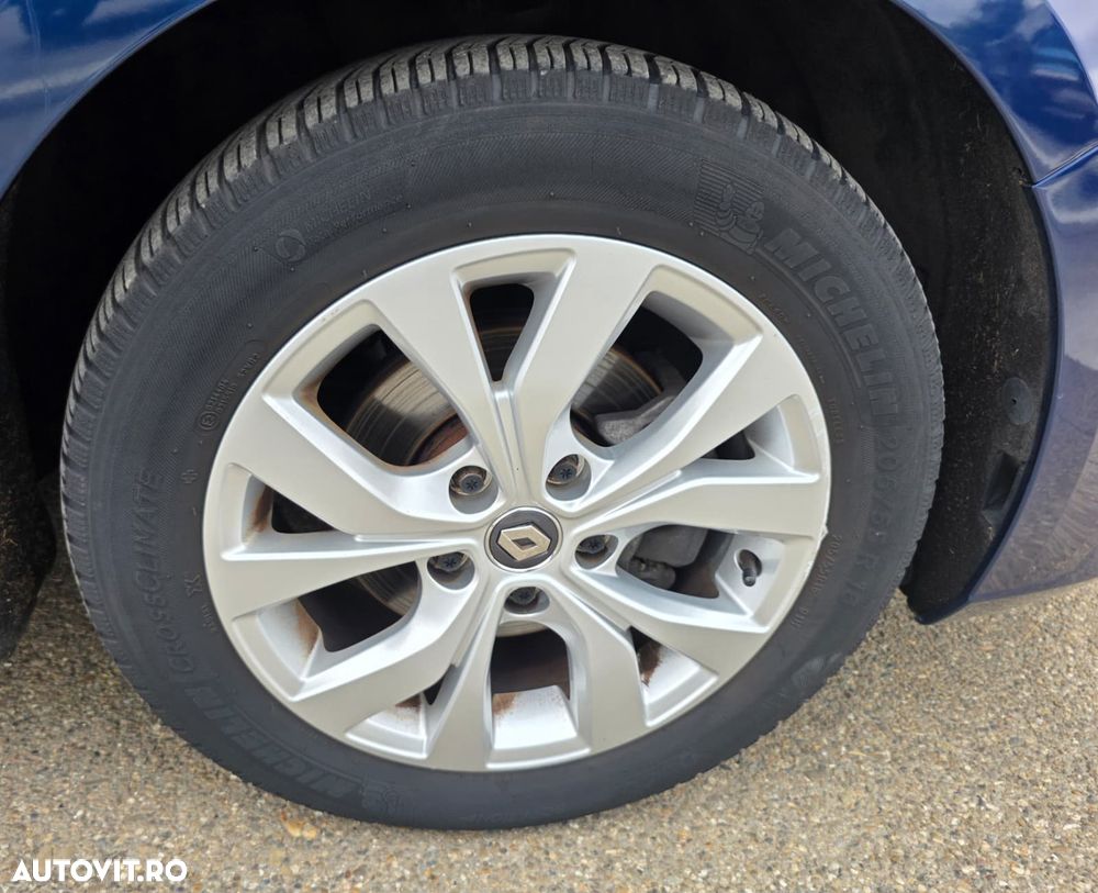 Renault Megane TCe 140 GPF EDC ZEN - 25