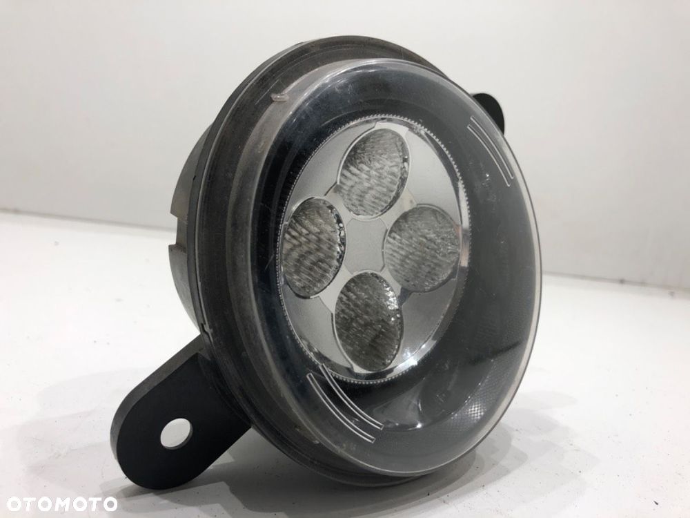 HALOGEN LEWY PRZÓD - 179.00 PLN - RENAULT TWINGO III (BCM_, BCA_) 2014 - 2022 0.9 TCe 90 66 kW [90 - 2