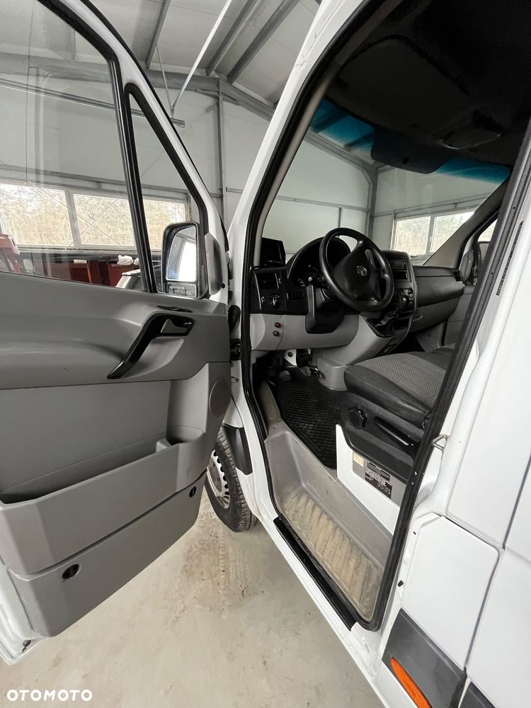Mercedes-Benz sprinter 4x4 awd - 13
