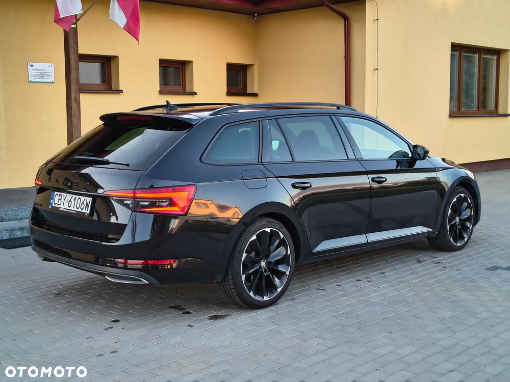 Skoda Superb 2.0 TDI SCR Sportline DSG - 18