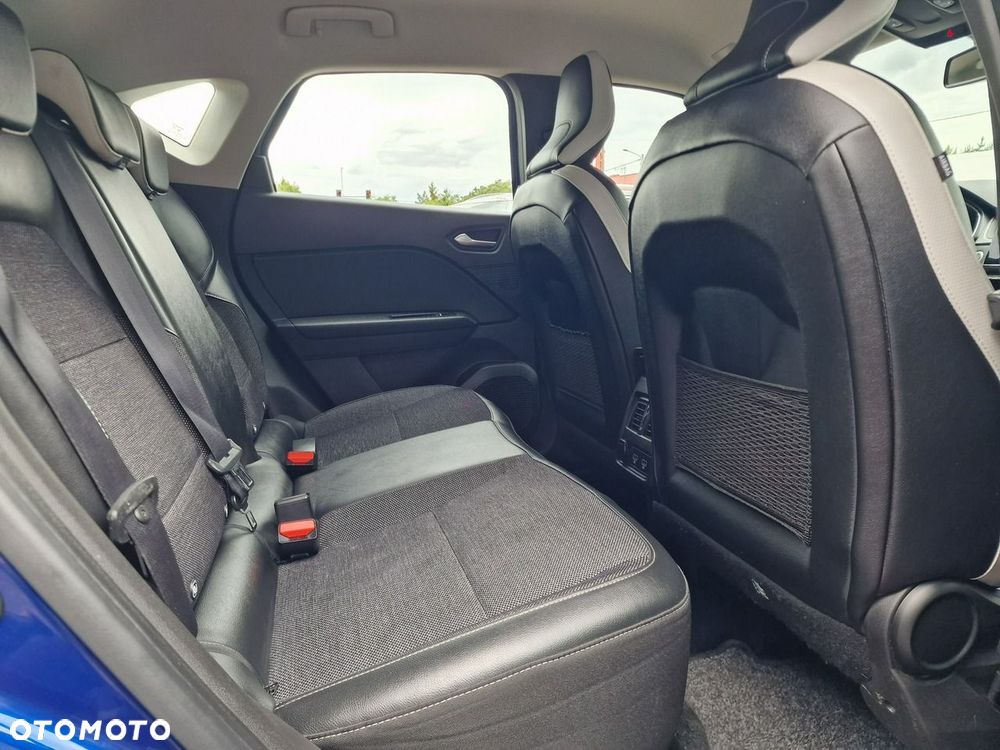 Renault Captur - 23