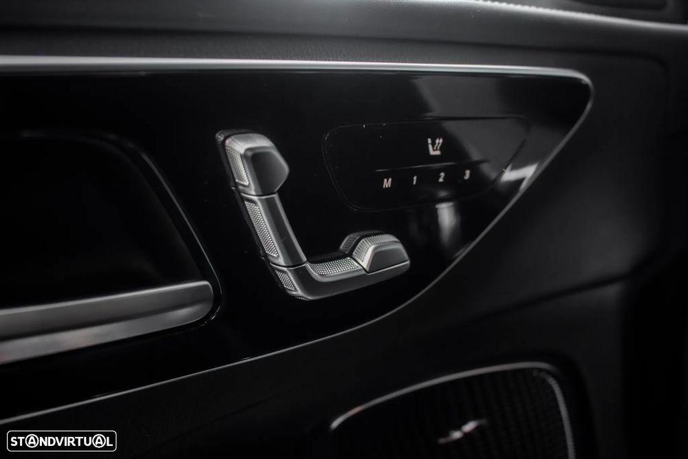 Mercedes-Benz C 300 e AMG Line - 21