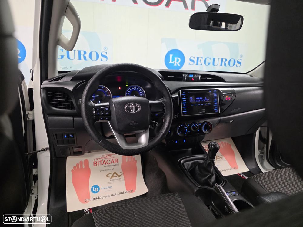 Toyota HILUX 2.4 D-4D 4WD CD CH - 56
