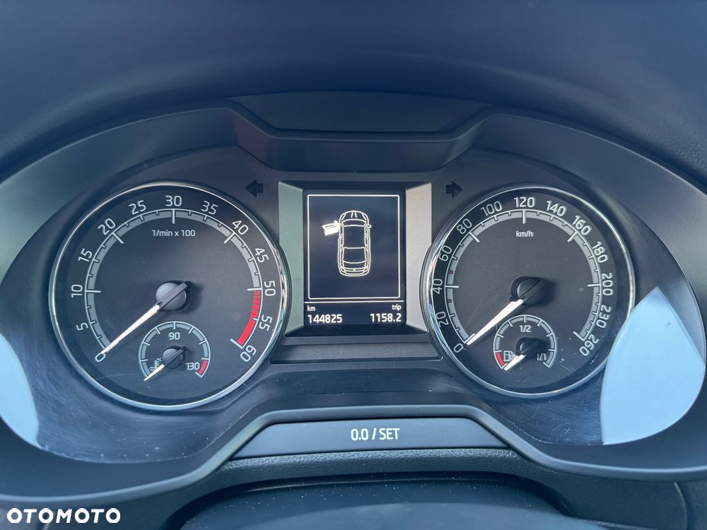 Skoda Octavia 1.6 TDI Business - 14