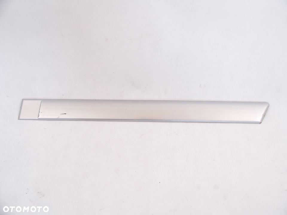 Citroen C4 Picasso Listwa drzwi lewa tylna tyl 06-13r - 1
