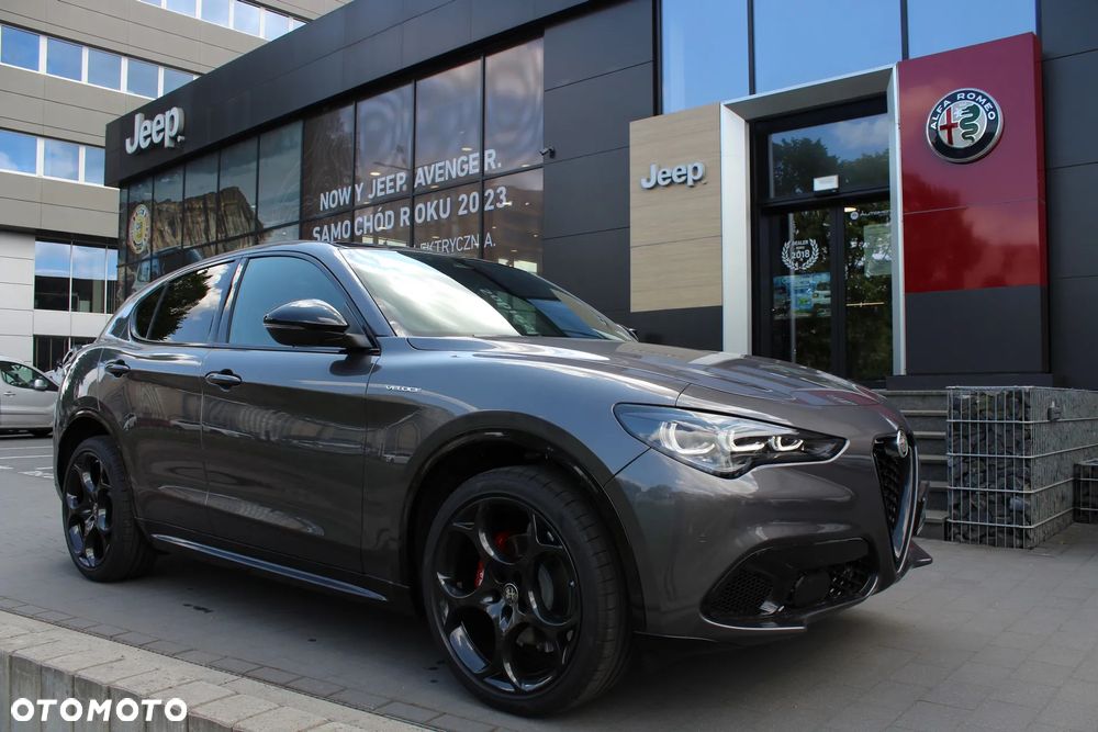 Alfa Romeo Stelvio 2.0 Turbo Veloce Q4 - 4