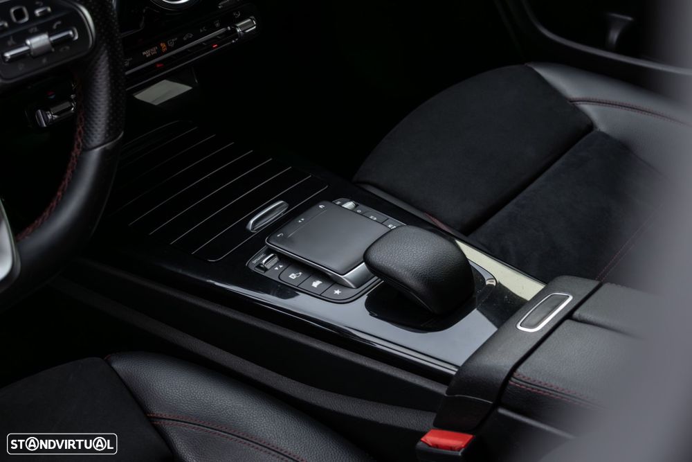 Mercedes-Benz CLA 250 e AMG Line - 20